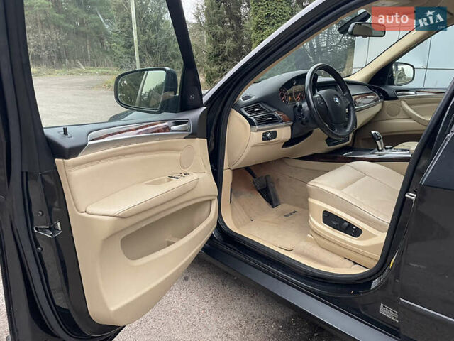 Черный БМВ Х5, объемом двигателя 3 л и пробегом 249 тыс. км за 16150 $, фото 17 на Automoto.ua