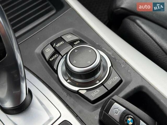 Чорний БМВ Х5, об'ємом двигуна 3 л та пробігом 350 тис. км за 18500 $, фото 63 на Automoto.ua