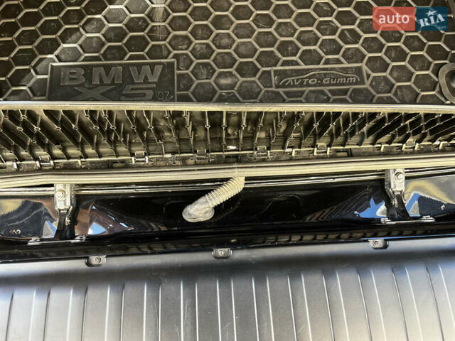 Чорний БМВ Х5, об'ємом двигуна 3 л та пробігом 250 тис. км за 24700 $, фото 8 на Automoto.ua