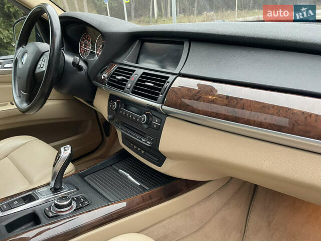 Черный БМВ Х5, объемом двигателя 3 л и пробегом 249 тыс. км за 16150 $, фото 24 на Automoto.ua