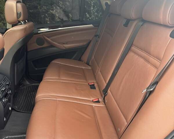 Черный БМВ Х5, объемом двигателя 2.99 л и пробегом 305 тыс. км за 17700 $, фото 33 на Automoto.ua