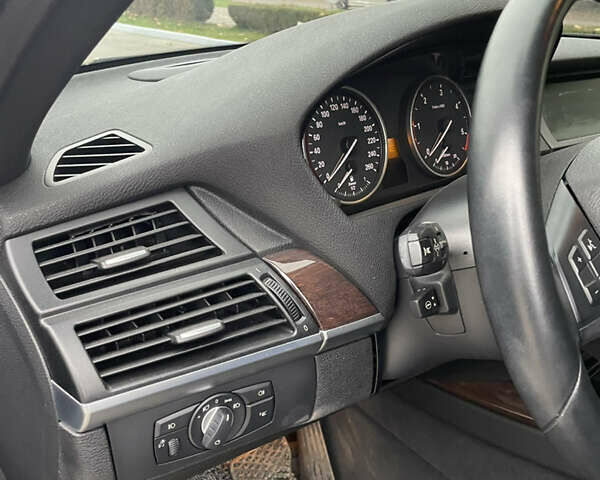 Черный БМВ Х5, объемом двигателя 0 л и пробегом 160 тыс. км за 22999 $, фото 23 на Automoto.ua