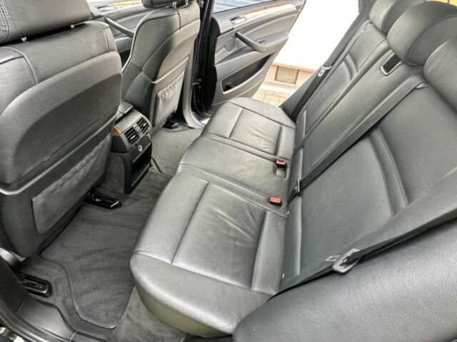 Черный БМВ Х5, объемом двигателя 3 л и пробегом 217 тыс. км за 4000 $, фото 6 на Automoto.ua