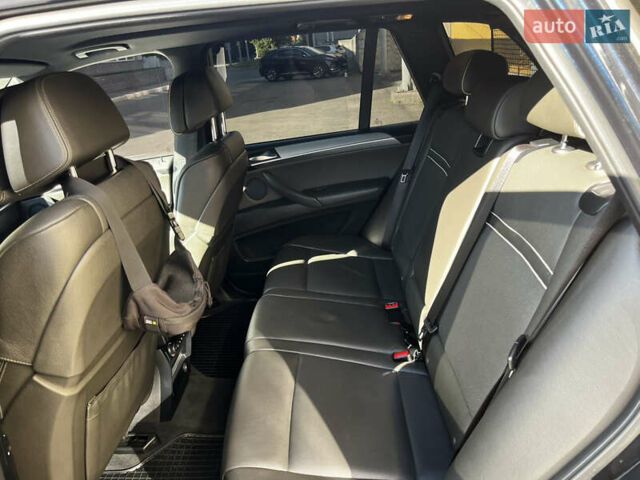 Чорний БМВ Х5, об'ємом двигуна 3 л та пробігом 250 тис. км за 24700 $, фото 21 на Automoto.ua
