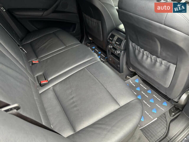 Чорний БМВ Х5, об'ємом двигуна 4.39 л та пробігом 171 тис. км за 15700 $, фото 34 на Automoto.ua