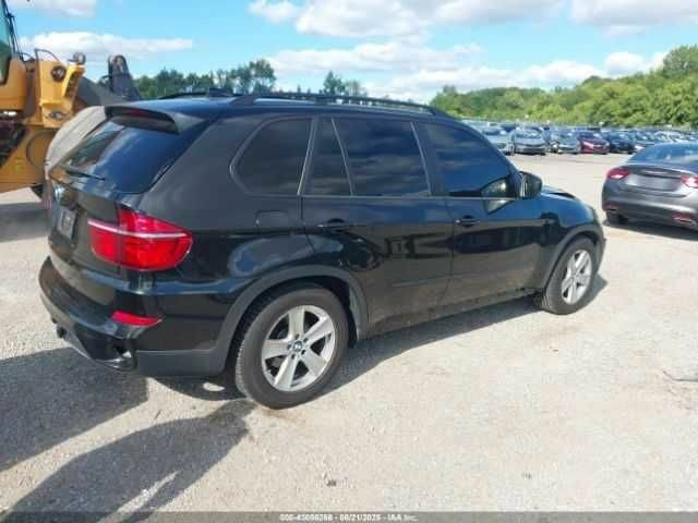 Чорний БМВ Х5, об'ємом двигуна 3 л та пробігом 209 тис. км за 1500 $, фото 3 на Automoto.ua