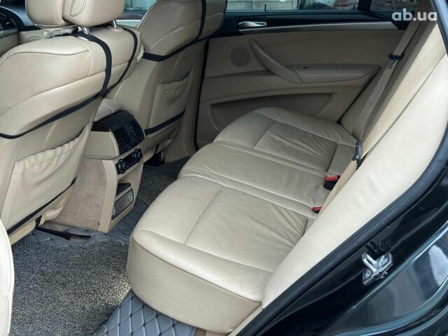 Чорний БМВ Х5, об'ємом двигуна 3 л та пробігом 349 тис. км за 17690 $, фото 15 на Automoto.ua