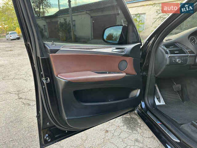 БМВ Х5 2012 в Николаеве на Automoto.ua Черный БМВ Х5, объемом двигателя 3 л и пробегом 299 тыс. км за 19500 $, фото 14 на Automoto.ua