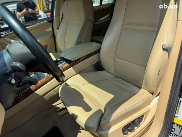 Черный БМВ Х5, объемом двигателя 3 л и пробегом 254 тыс. км за 18290 $, фото 30 на Automoto.ua