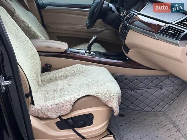 Черный БМВ Х5, объемом двигателя 3 л и пробегом 349 тыс. км за 17690 $, фото 25 на Automoto.ua