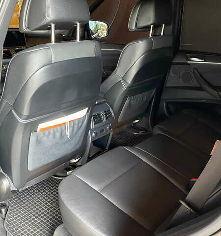 Черный БМВ Х5, объемом двигателя 2.99 л и пробегом 245 тыс. км за 25000 $, фото 11 на Automoto.ua