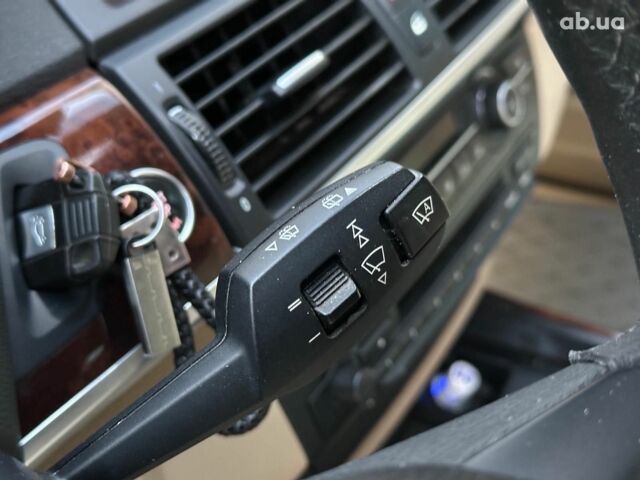Чорний БМВ Х5, об'ємом двигуна 3 л та пробігом 349 тис. км за 17690 $, фото 12 на Automoto.ua