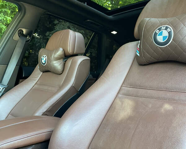 Черный БМВ Х5, объемом двигателя 3 л и пробегом 240 тыс. км за 24999 $, фото 14 на Automoto.ua