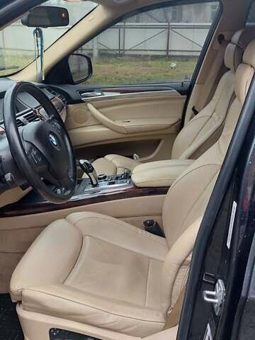 Черный БМВ Х5, объемом двигателя 2.98 л и пробегом 210 тыс. км за 17500 $, фото 11 на Automoto.ua