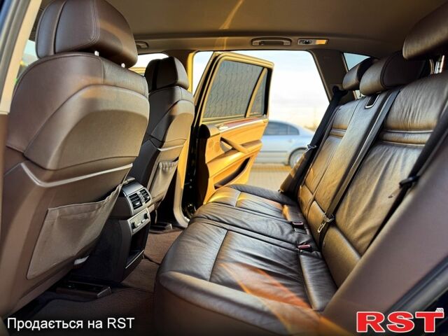 Черный БМВ Х5, объемом двигателя 3 л и пробегом 180 тыс. км за 20999 $, фото 13 на Automoto.ua