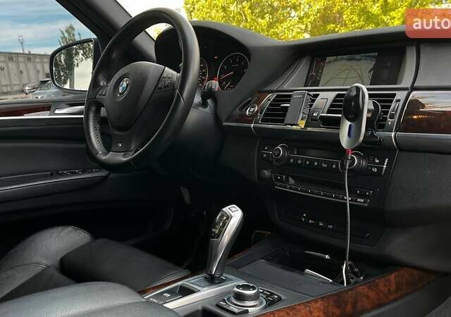 БМВ Х5 2012 в Днепре (Днепропетровске) на Automoto.ua Черный БМВ Х5, объемом двигателя 2.98 л и пробегом 145 тыс. км за 17500 $, фото 16 на Automoto.ua