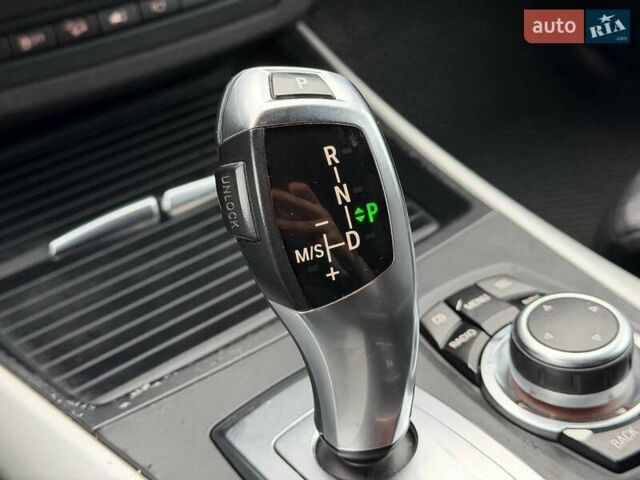 Чорний БМВ Х5, об'ємом двигуна 3 л та пробігом 350 тис. км за 18500 $, фото 62 на Automoto.ua