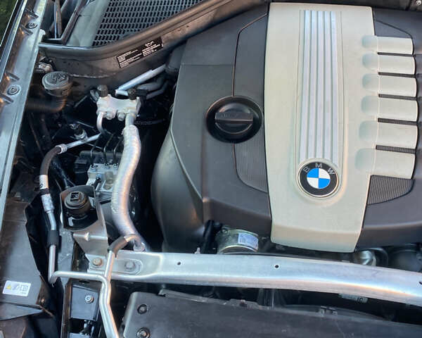 Черный БМВ Х5, объемом двигателя 3.5 л и пробегом 214 тыс. км за 19000 $, фото 25 на Automoto.ua