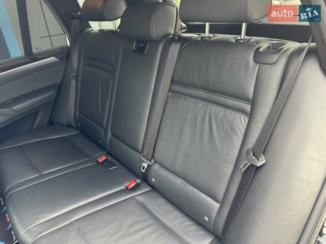 Черный БМВ Х5, объемом двигателя 4.4 л и пробегом 170 тыс. км за 17500 $, фото 26 на Automoto.ua