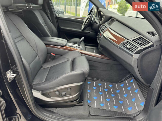 Чорний БМВ Х5, об'ємом двигуна 4.39 л та пробігом 171 тис. км за 15700 $, фото 30 на Automoto.ua