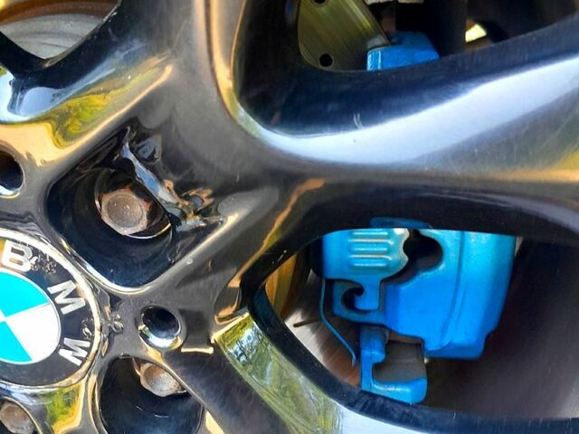 Чорний БМВ Х5, об'ємом двигуна 3 л та пробігом 209 тис. км за 13750 $, фото 9 на Automoto.ua