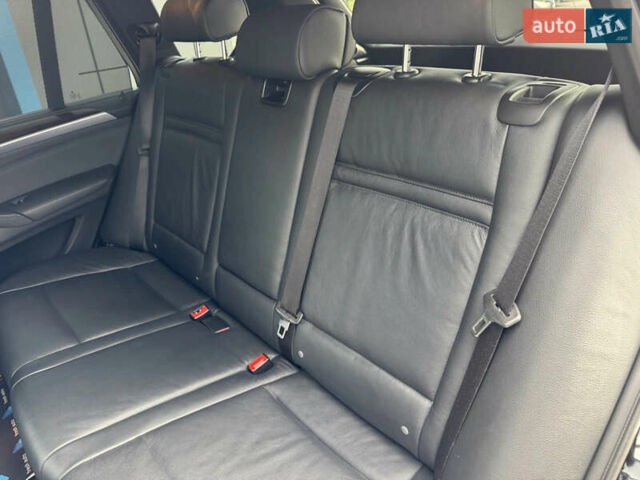 Чорний БМВ Х5, об'ємом двигуна 4.39 л та пробігом 171 тис. км за 15700 $, фото 23 на Automoto.ua