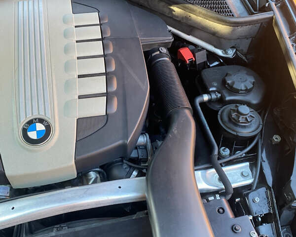 Черный БМВ Х5, объемом двигателя 3.5 л и пробегом 214 тыс. км за 19000 $, фото 26 на Automoto.ua