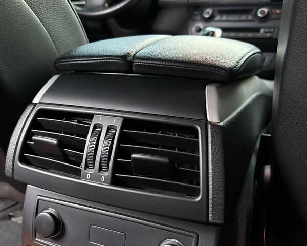 Чорний БМВ Х5, об'ємом двигуна 2.99 л та пробігом 305 тис. км за 22000 $, фото 12 на Automoto.ua