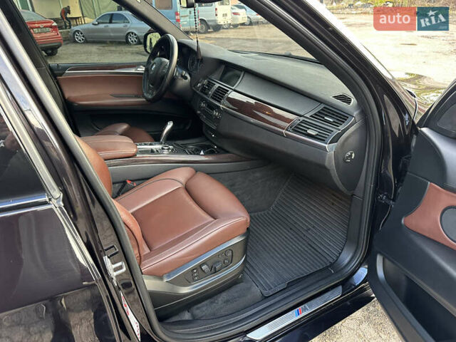 БМВ Х5 2012 в Николаеве на Automoto.ua Черный БМВ Х5, объемом двигателя 3 л и пробегом 299 тыс. км за 19500 $, фото 29 на Automoto.ua