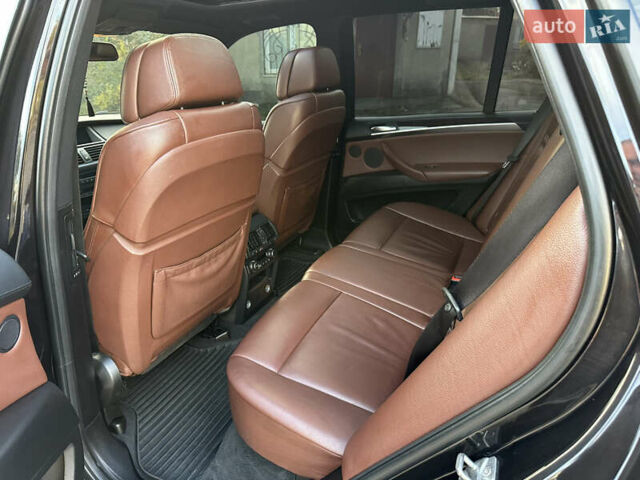 БМВ Х5 2012 в Николаеве на Automoto.ua Черный БМВ Х5, объемом двигателя 3 л и пробегом 299 тыс. км за 19500 $, фото 17 на Automoto.ua