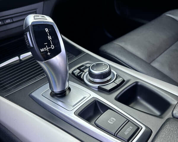 Чорний БМВ Х5, об'ємом двигуна 2.99 л та пробігом 305 тис. км за 22000 $, фото 59 на Automoto.ua