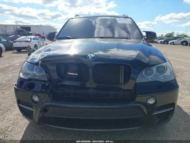 Чорний БМВ Х5, об'ємом двигуна 3 л та пробігом 209 тис. км за 1500 $, фото 11 на Automoto.ua