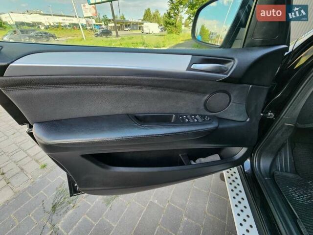 Чорний БМВ Х5, об'ємом двигуна 3 л та пробігом 218 тис. км за 17750 $, фото 86 на Automoto.ua