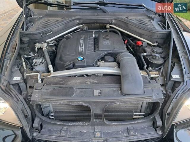 Чорний БМВ Х5, об'ємом двигуна 3 л та пробігом 191 тис. км за 14500 $, фото 84 на Automoto.ua
