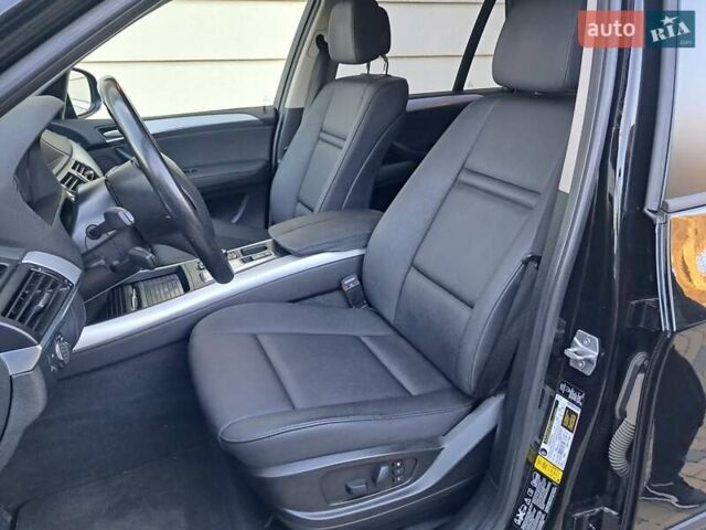 Чорний БМВ Х5, об'ємом двигуна 3 л та пробігом 191 тис. км за 14500 $, фото 70 на Automoto.ua