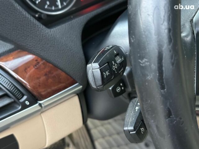 Чорний БМВ Х5, об'ємом двигуна 3 л та пробігом 349 тис. км за 17690 $, фото 13 на Automoto.ua