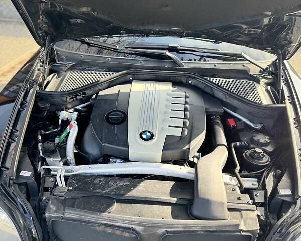 Черный БМВ Х5, объемом двигателя 2.99 л и пробегом 305 тыс. км за 17300 $, фото 64 на Automoto.ua