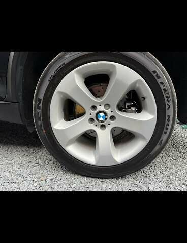 Черный БМВ Х5, объемом двигателя 3 л и пробегом 270 тыс. км за 17800 $, фото 57 на Automoto.ua