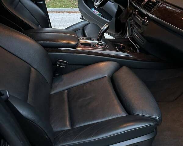 Чорний БМВ Х5, об'ємом двигуна 3 л та пробігом 237 тис. км за 22500 $, фото 30 на Automoto.ua