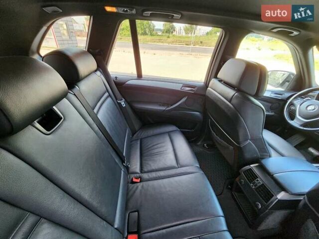 Чорний БМВ Х5, об'ємом двигуна 3 л та пробігом 218 тис. км за 17750 $, фото 54 на Automoto.ua