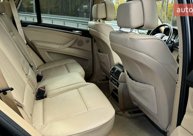 Черный БМВ Х5, объемом двигателя 3 л и пробегом 249 тыс. км за 16499 $, фото 29 на Automoto.ua