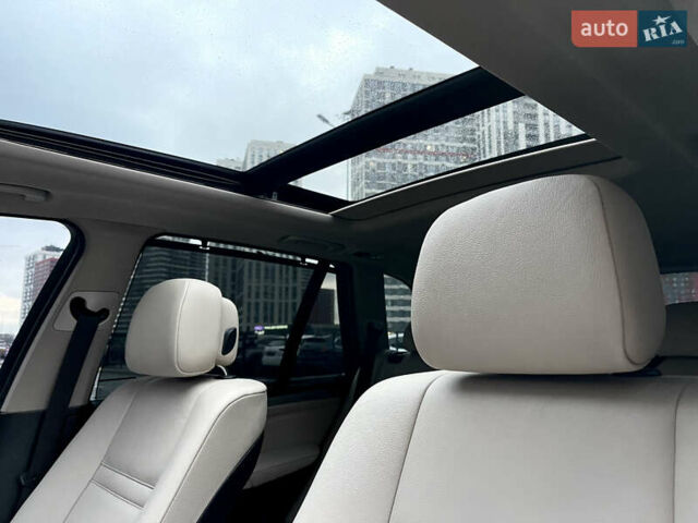 Чорний БМВ Х5, об'ємом двигуна 2.98 л та пробігом 165 тис. км за 13500 $, фото 8 на Automoto.ua
