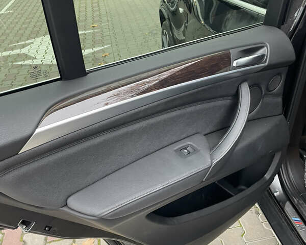 Черный БМВ Х5, объемом двигателя 0 л и пробегом 160 тыс. км за 22999 $, фото 27 на Automoto.ua