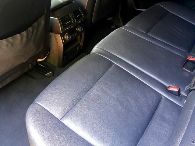 Чорний БМВ Х5, об'ємом двигуна 3 л та пробігом 209 тис. км за 13750 $, фото 5 на Automoto.ua