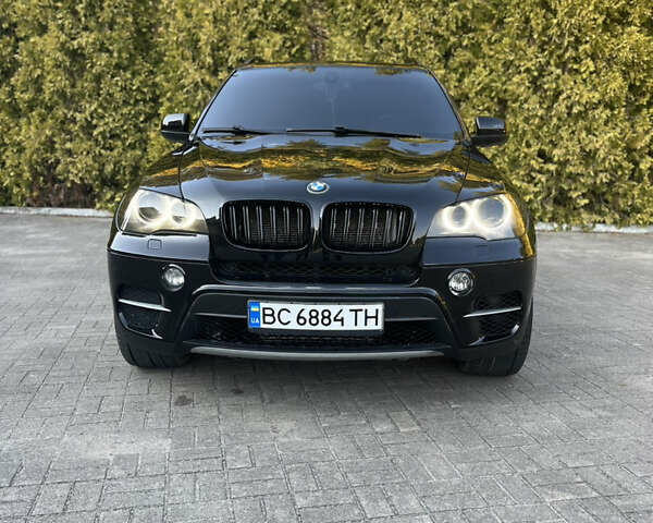 Чорний БМВ Х5, об'ємом двигуна 3 л та пробігом 303 тис. км за 19500 $, фото 4 на Automoto.ua
