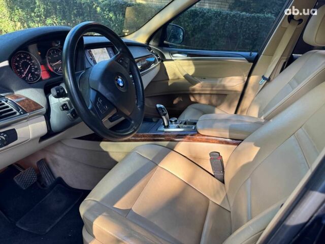 Черный БМВ Х5, объемом двигателя 3 л и пробегом 119 тыс. км за 14640 $, фото 12 на Automoto.ua