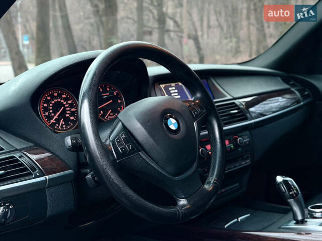 Черный БМВ Х5, объемом двигателя 2.98 л и пробегом 137 тыс. км за 9999 $, фото 13 на Automoto.ua