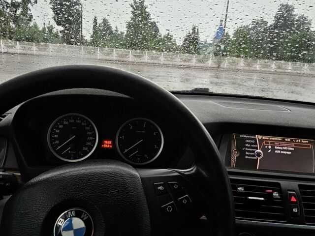 Чорний БМВ Х5, об'ємом двигуна 3 л та пробігом 319 тис. км за 17650 $, фото 1 на Automoto.ua