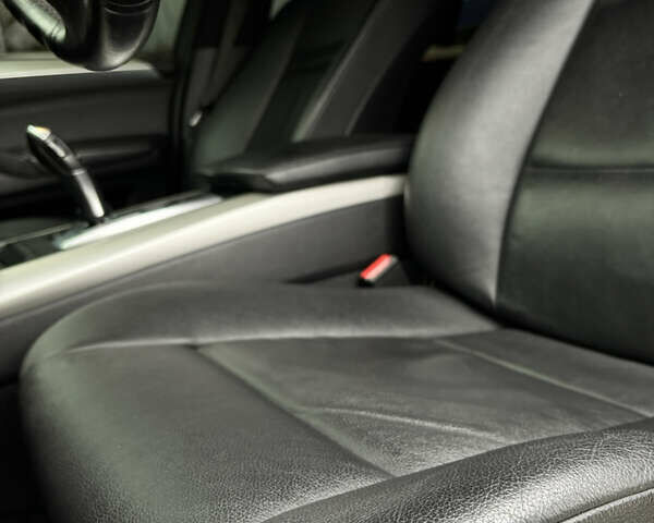 Чорний БМВ Х5, об'ємом двигуна 2.99 л та пробігом 305 тис. км за 22000 $, фото 33 на Automoto.ua