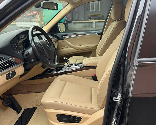 Черный БМВ Х5, объемом двигателя 3 л и пробегом 249 тыс. км за 12900 $, фото 20 на Automoto.ua